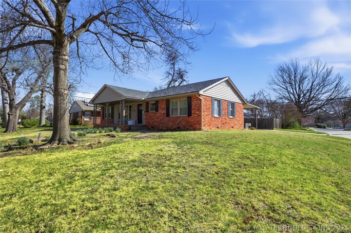 Property Photo:  3931 S Oswego Avenue  OK 74135 
