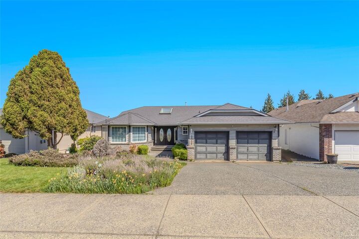 Property Photo: 5356 Kenwill Dr BC V9T 5Z9