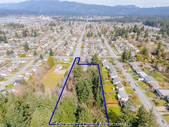 Property Photo: 4284 Scott St BC V9Y 2P8