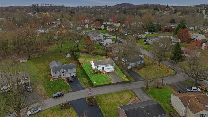 Property Photo:  106 Squirrel Hollow Rd  PA 15044 