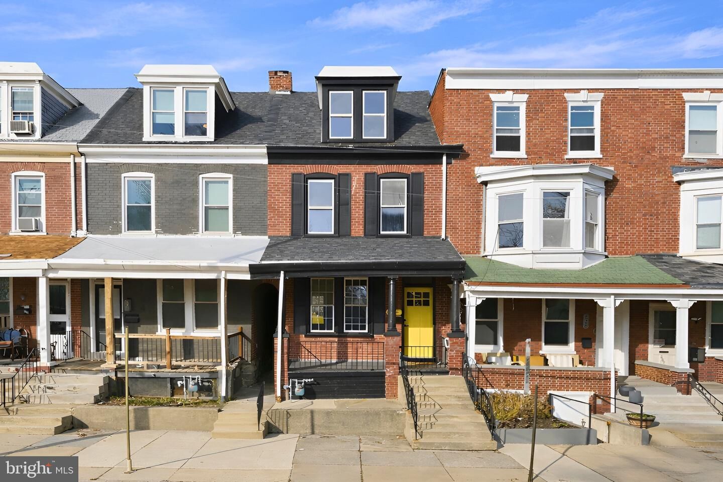 Property Photo:  826 N Plum Street  PA 17602 