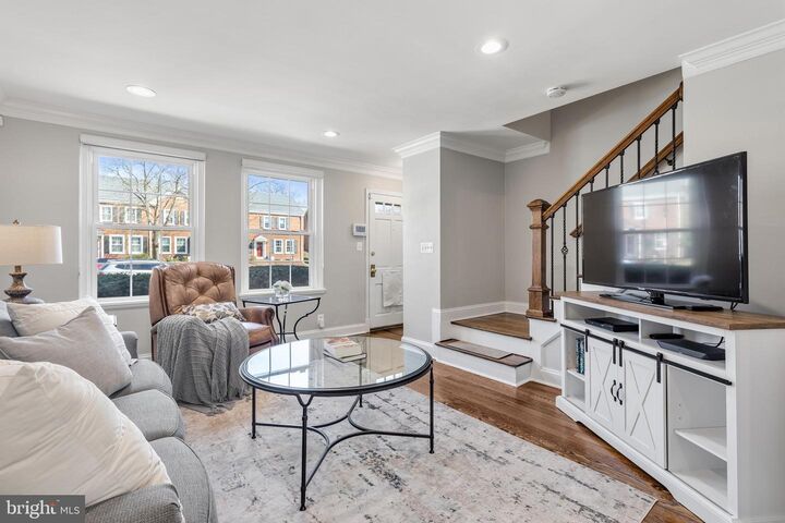 Property Photo: 2906 S Buchanan Street VA 22206