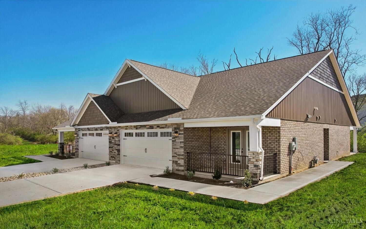 Property Photo:  5019 Waterford Lane  OH 45042 