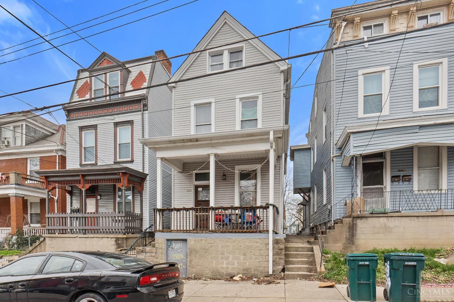 Property Photo:  2327 Stratford Avenue  OH 45219 