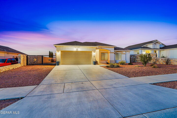 Property Photo:  809 Gold Beach Drive  TX 79835 