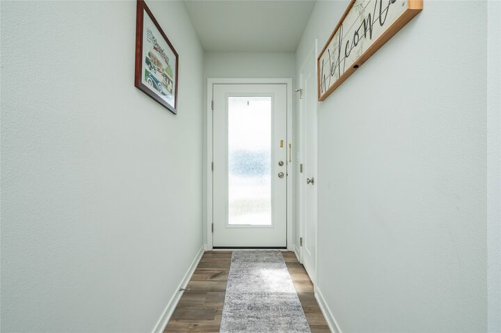 Property Photo: 2412 Whispering Ridge Drive IA 50320