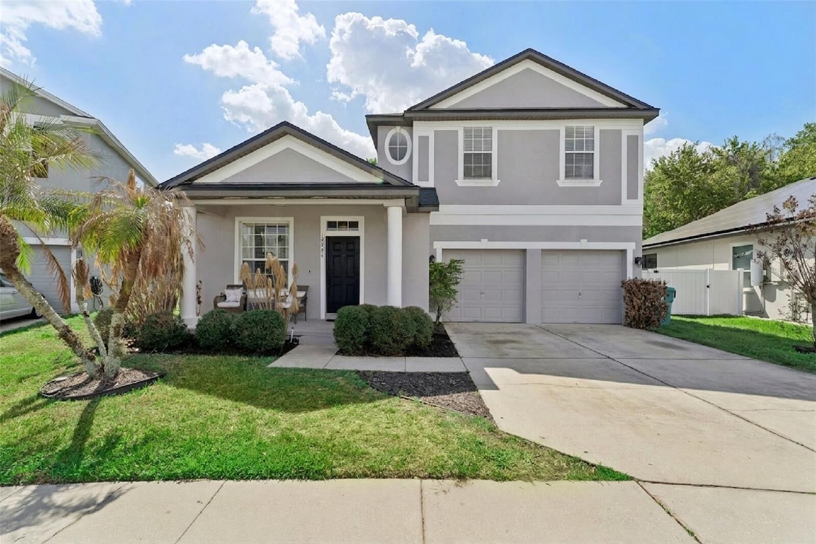 Property Photo: 10484 Eastpark Lake Drive FL 32832