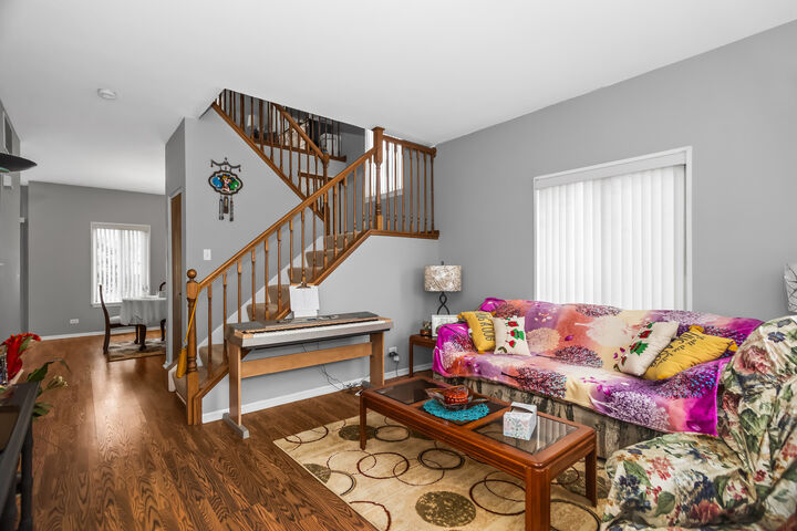 Property Photo:  2809 Alameda Court  IL 60564 