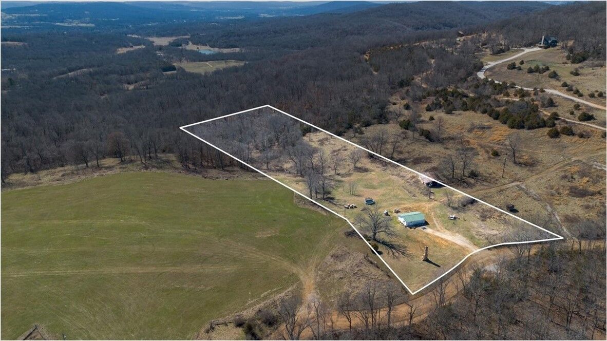 Property Photo:  3641 Kessler Mountain Road  AR 72701 