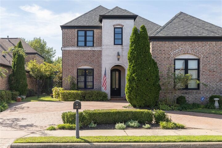 Property Photo:  5584 Cordell Drive  AR 72704 