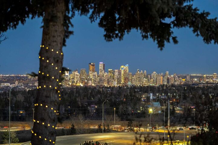 Property Photo: 55 Coach Gate Way SW AB T3H 1L7