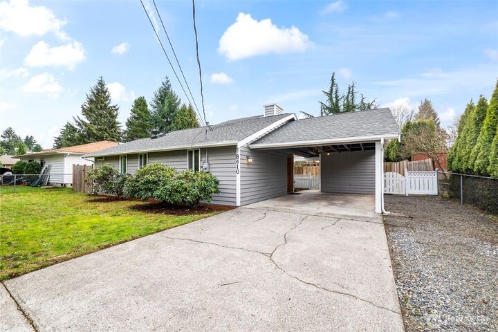 Property Photo:  8410  29th Street W  WA 98466 