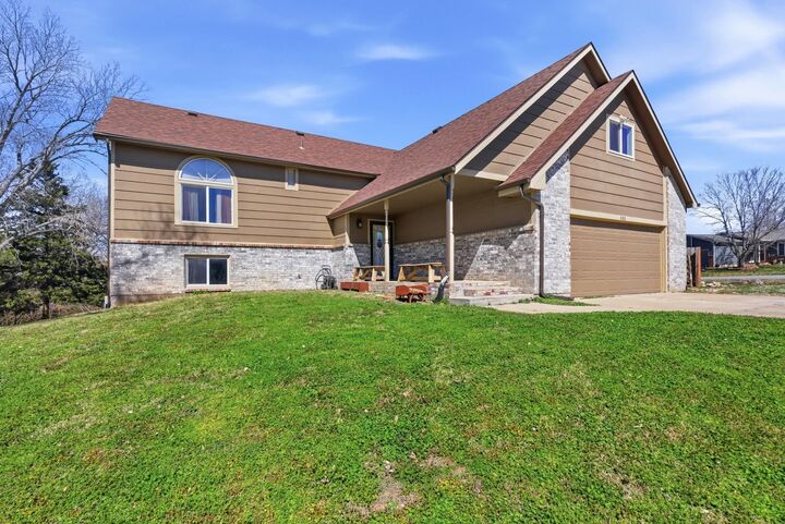 Property Photo:  400 W White Tail St  KS 67037 