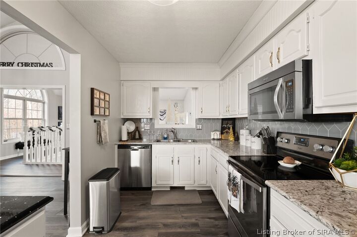 Property Photo:  4416 Unruh Way  IN 47119 