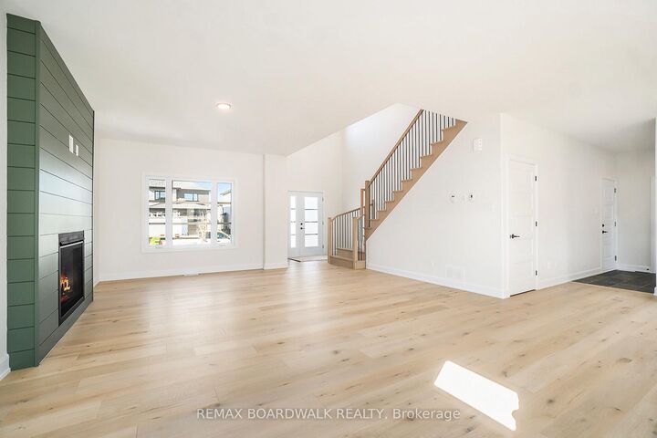 Property Photo: 619 Geneva Crescent ON K0A 1W0