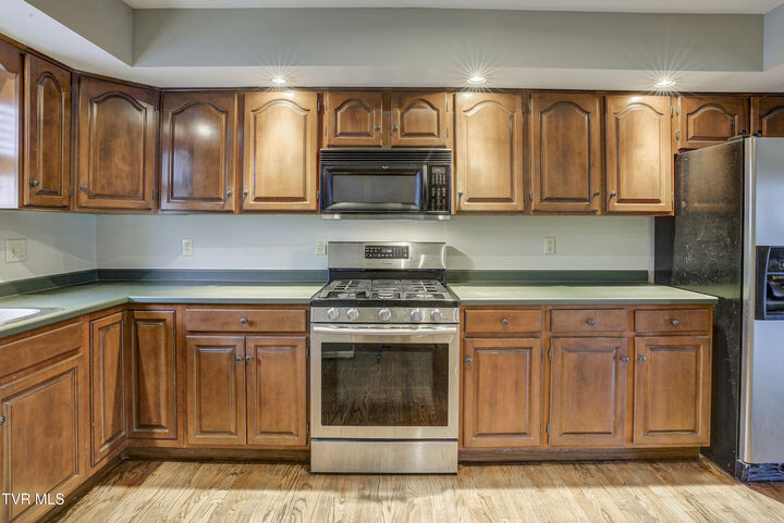 Property Photo:  204 East Mountain View Road 40  TN 37601 