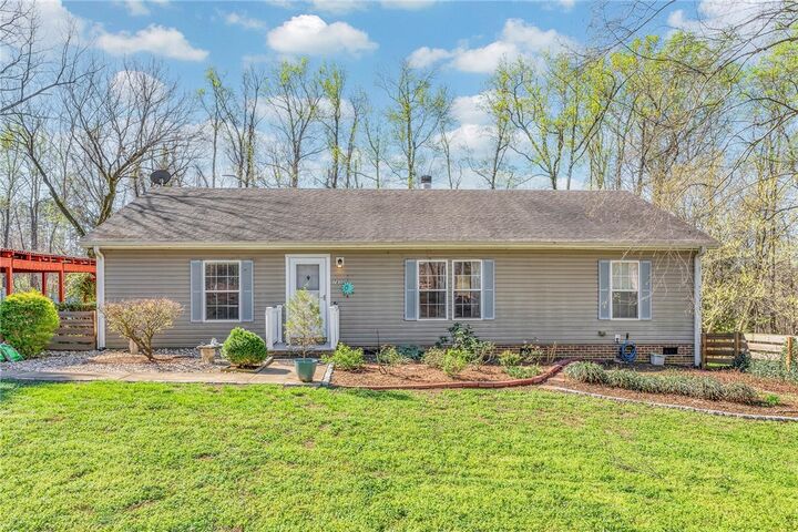 Property Photo:  741 Willis Road  SC 29301 