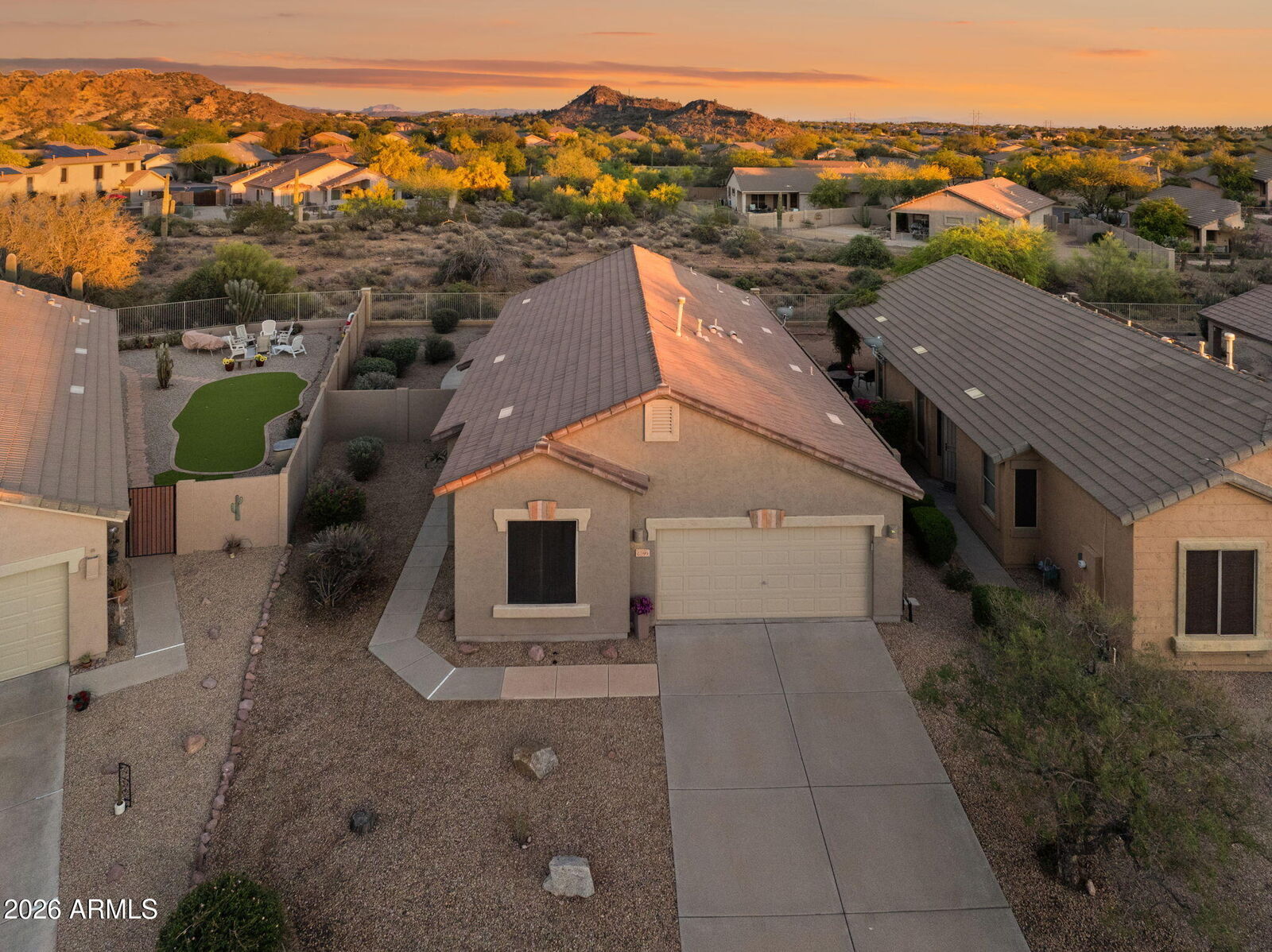 Property Photo:  6599 E Casa De Leon Lane  AZ 85118 