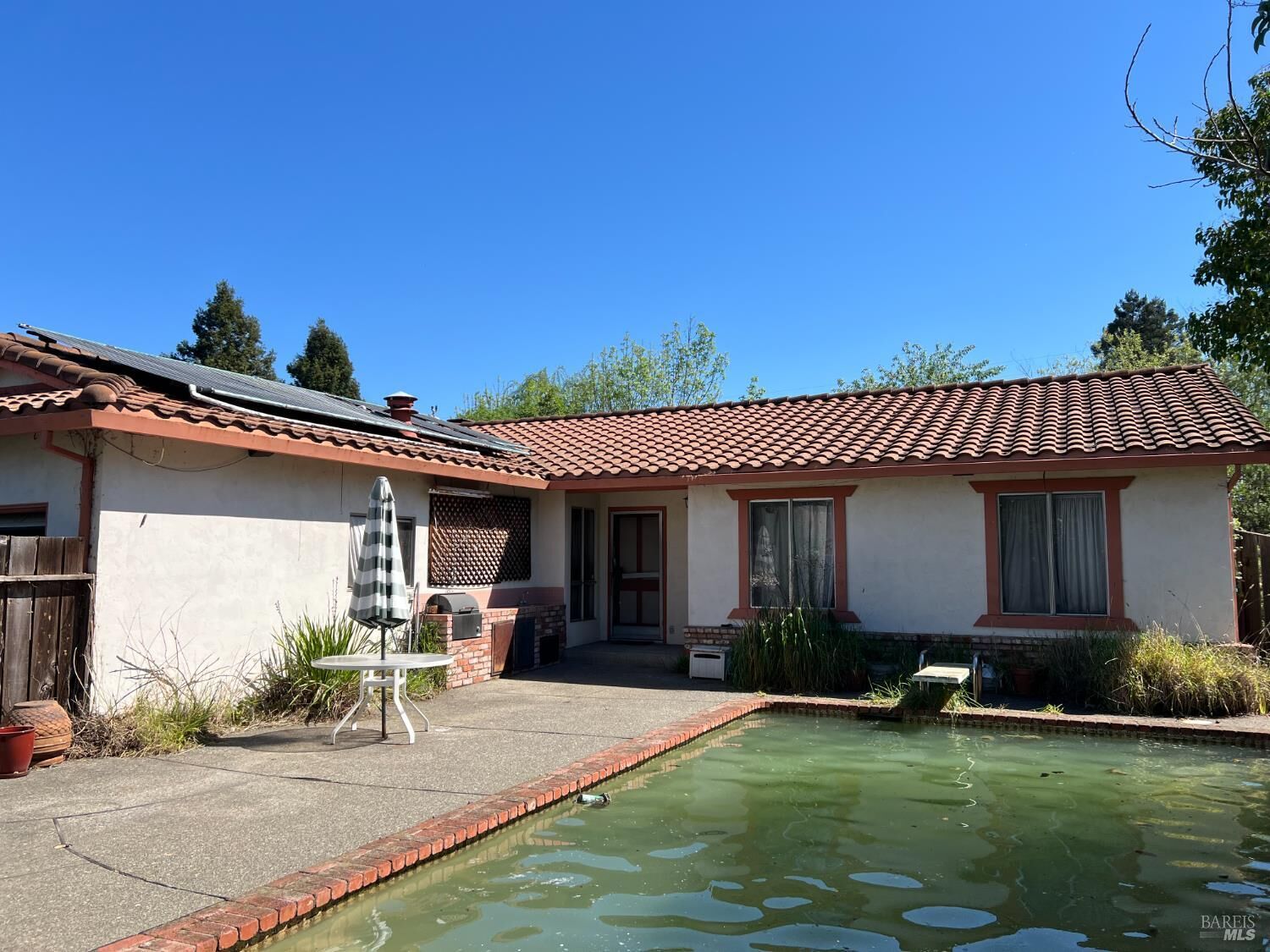Property Photo: 70 McKeon Court CA 94947