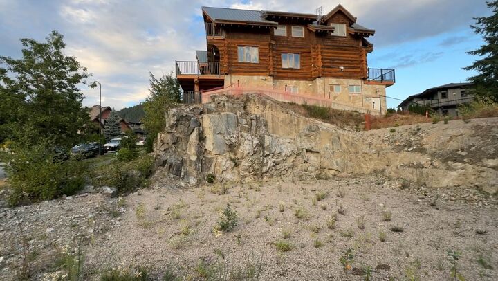 Property Photo: 40876 The Crescent BC V8B 0R9