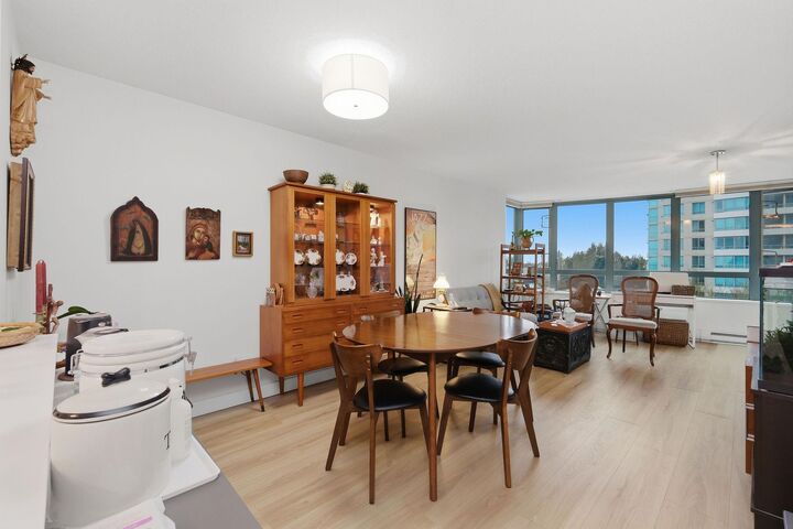 Property Photo: 6659 Southoaks Crescent 505 BC V5E 4M9