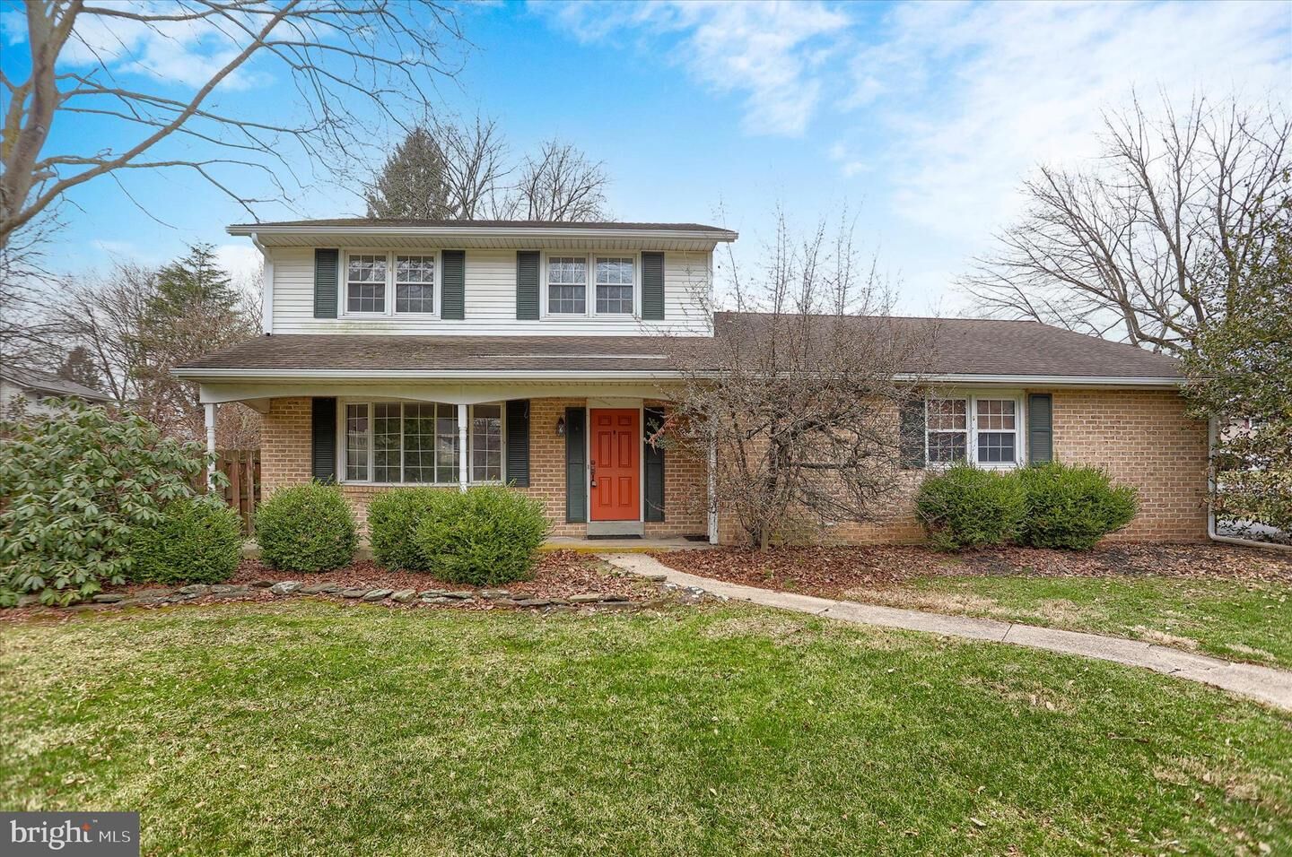 Property Photo: 904 Thornwood Lane PA 17013