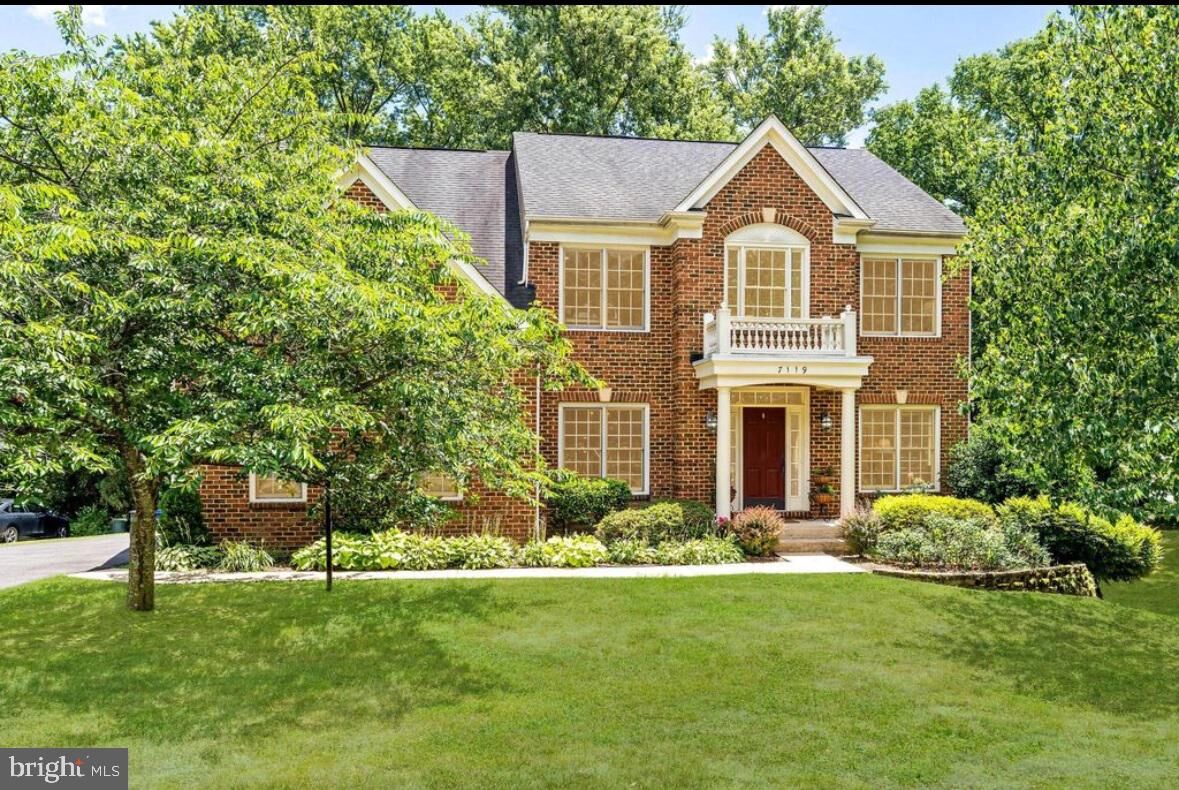 Property Photo: 7119 Coventry Road VA 22306