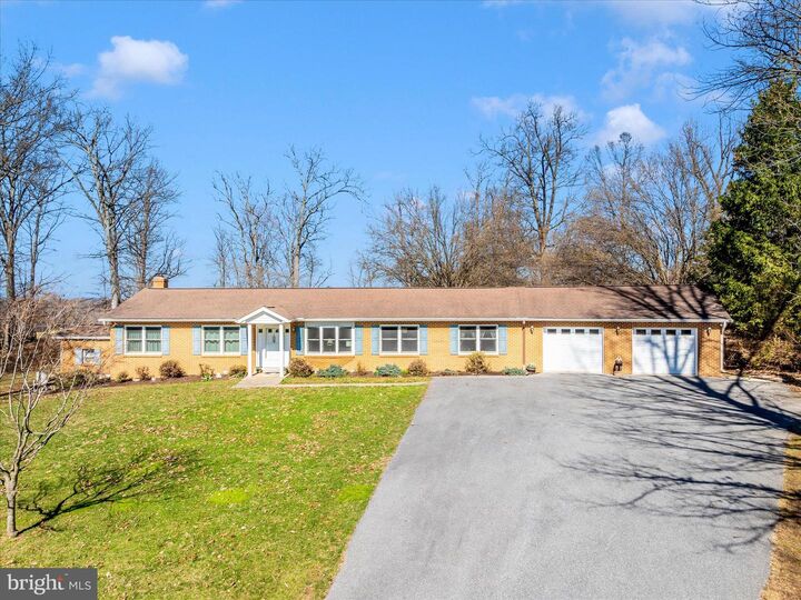 Property Photo:  10523 Rolling Green Court  MD 20871 