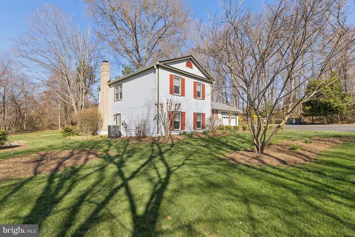 Property Photo:  2926 Fort Lee Street  VA 20171 