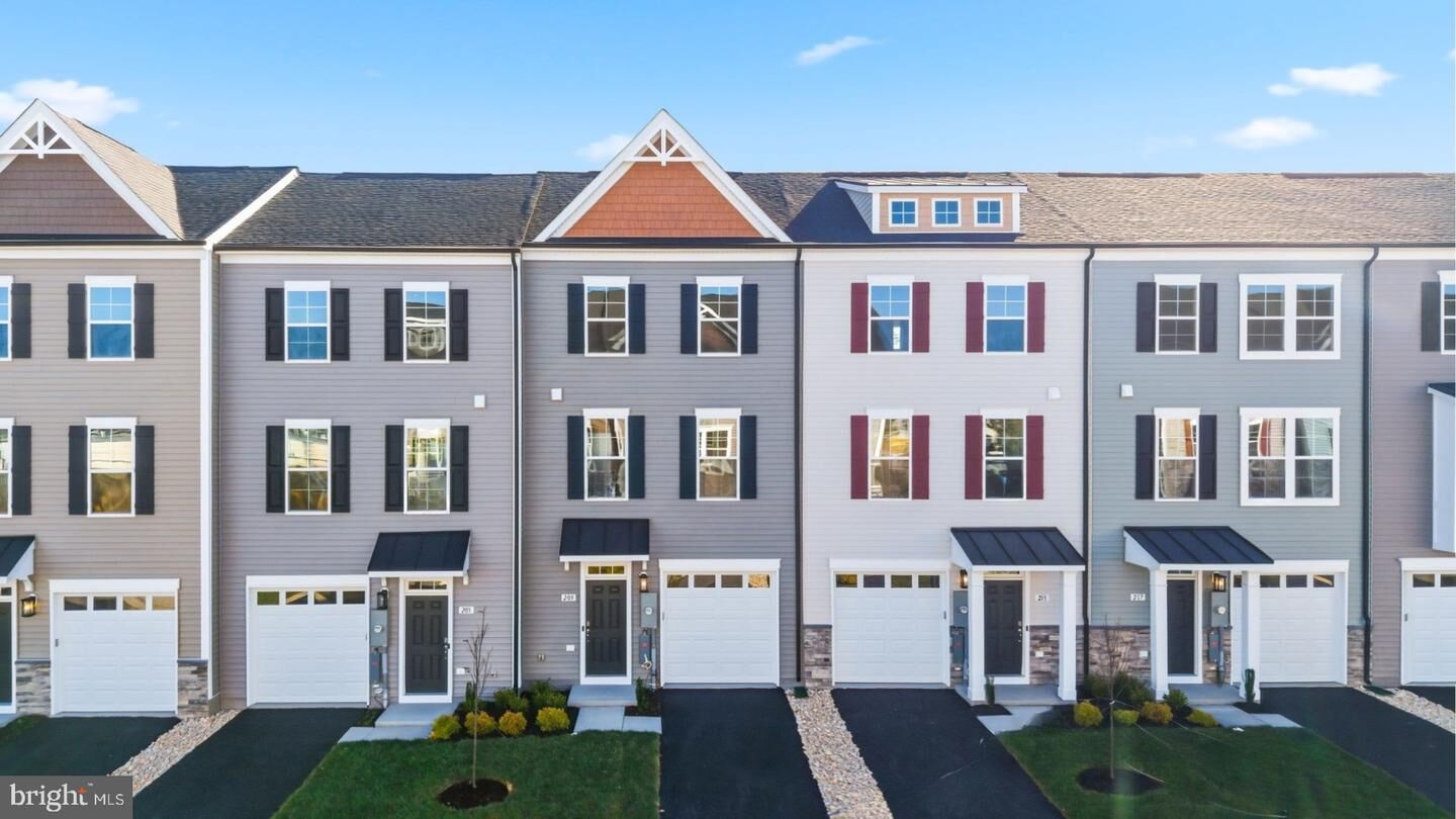 Property Photo:  213 Monteith Drive  VA 22601 