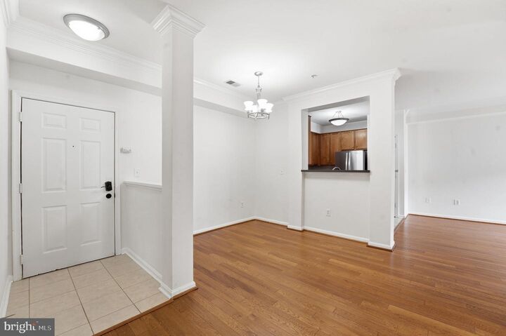 Property Photo:  4854 Eisenhower Avenue 351  VA 22304 