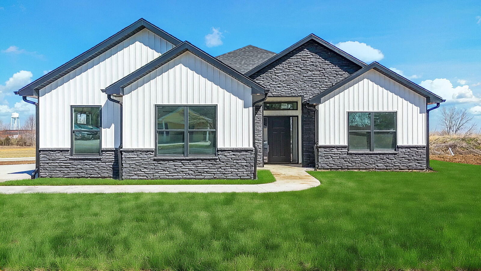 Property Photo:  706 N Neo St  MO 65284 