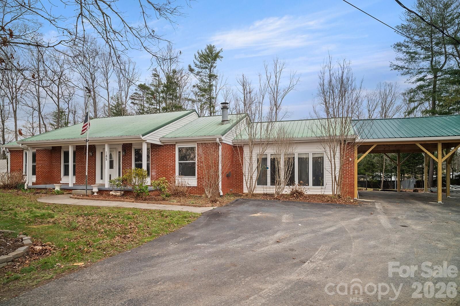 Property Photo:  185 O O King Drive  NC 28731 