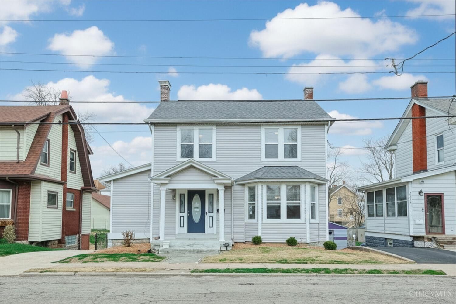Property Photo: 2620 Leslie Avenue OH 45212