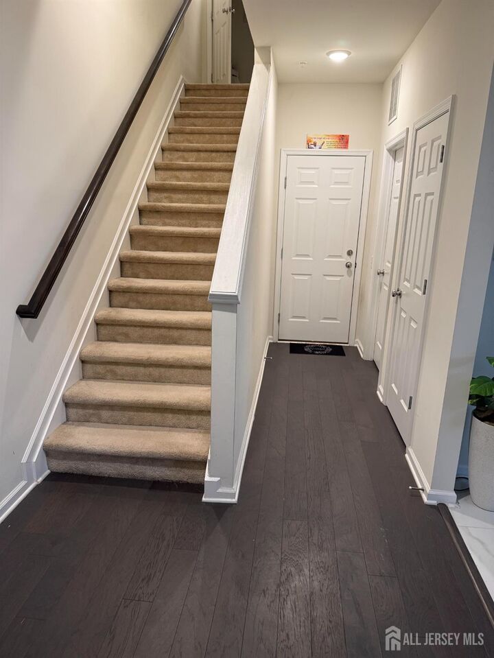 Property Photo:  338 South Drive  NJ 08902 