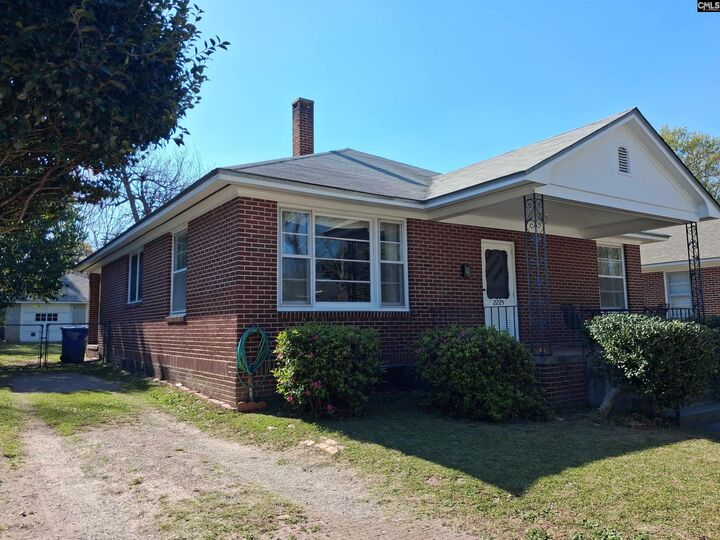 Property Photo:  2225 Wallace  SC 29201 