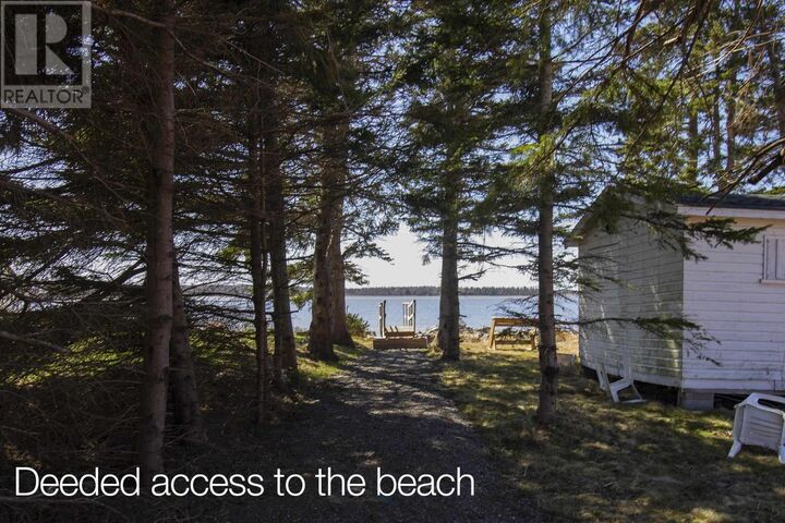 Photo de la propriété:  53 Jackson Point Road  NS B4H 3X9 