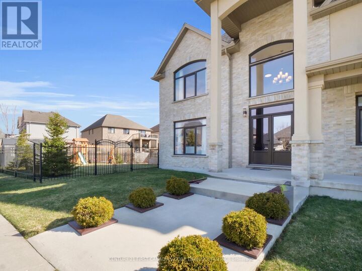 Property Photo: 702 Kleinburg Drive ON N5X 0J8