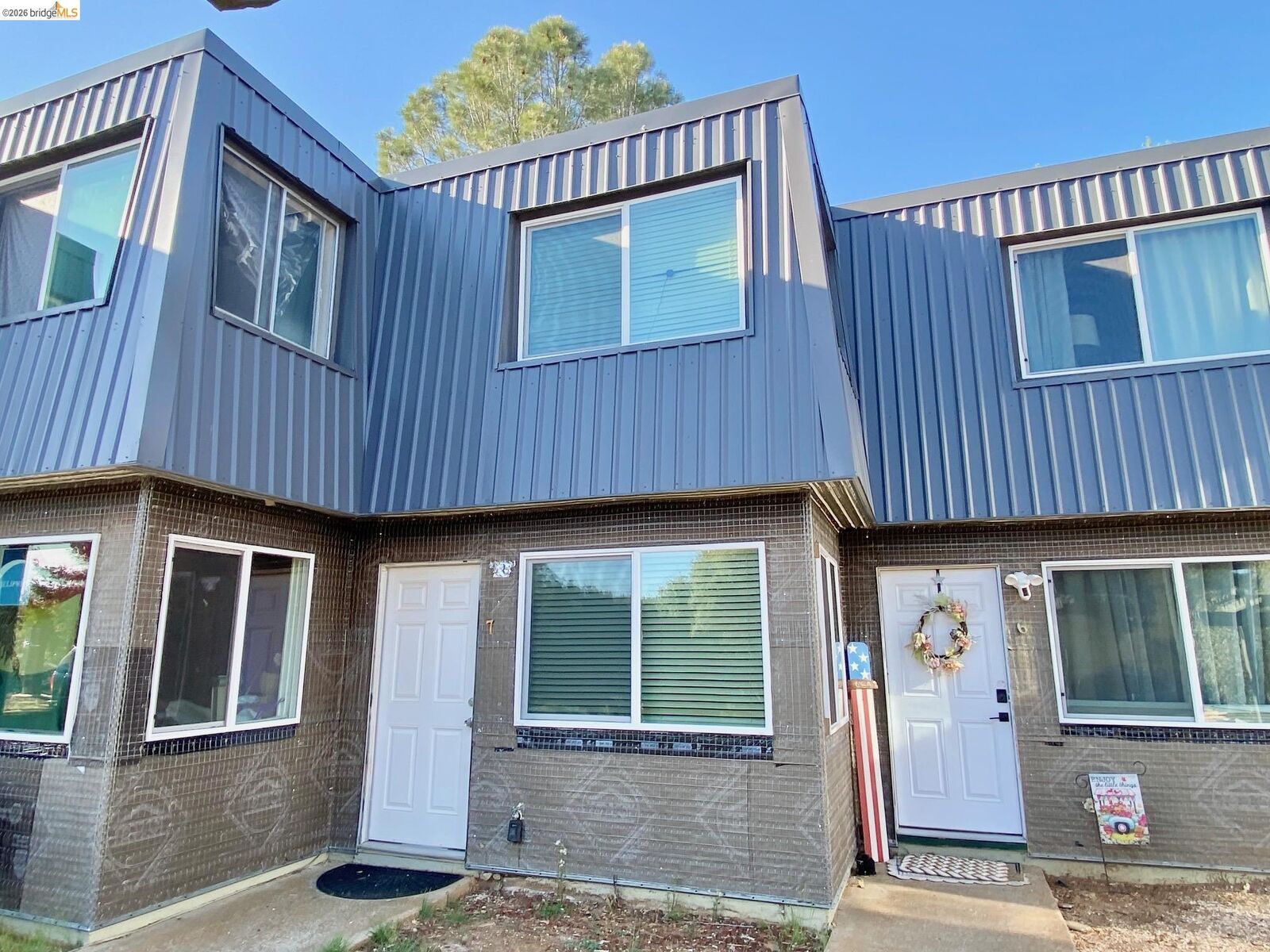 Property Photo:  19080 Dyer Ct 7  CA 95321 