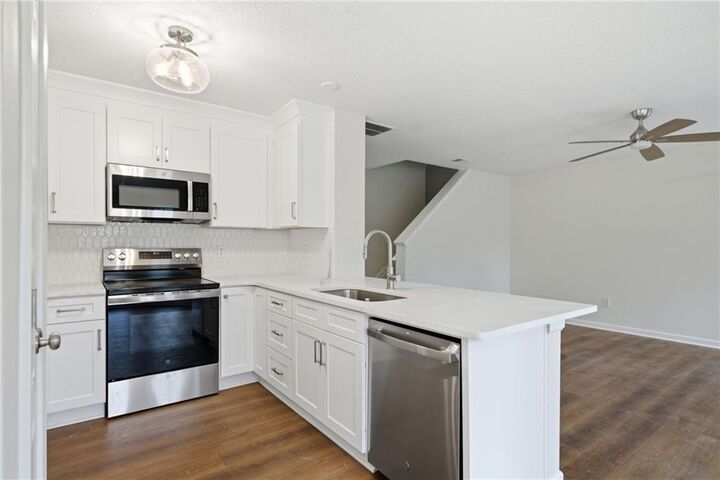 Property Photo:  533 Fox Creek Crossing  GA 30188 