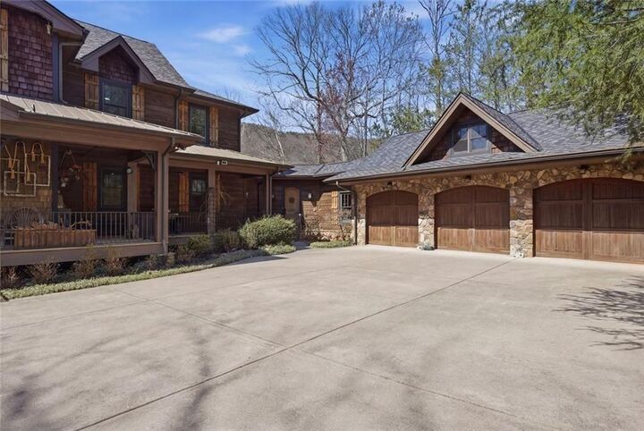 Property Photo:  124 Wilderness Way  GA 30536 