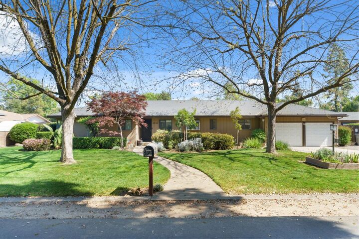 Property Photo:  4934 N Del Mar Avenue  CA 93704 