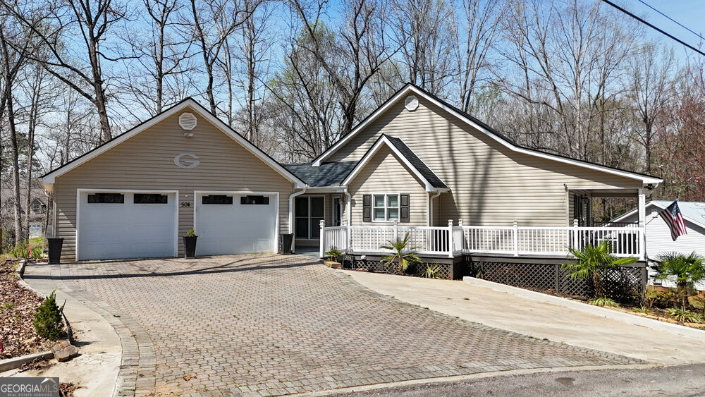 Property Photo:  504 Rue Chalet  GA 30553 