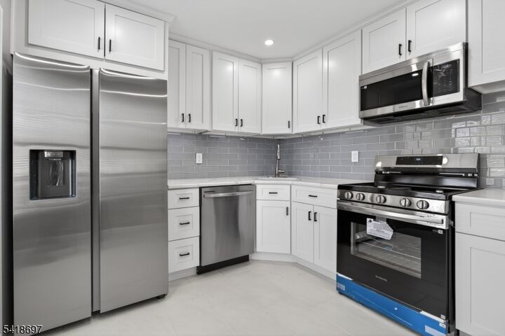 Property Photo:  66 Pear Tree Ln  NJ 08823 