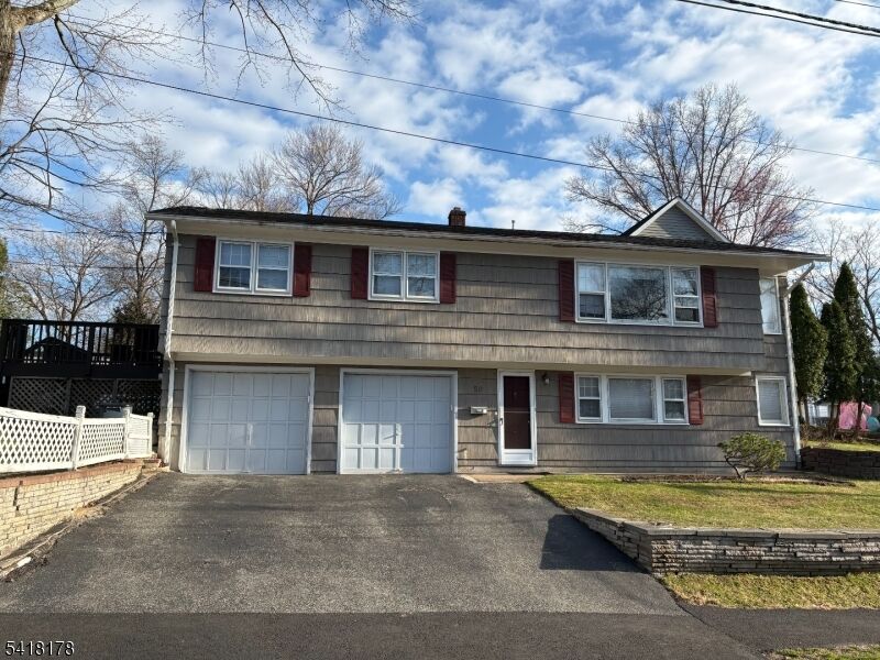 Property Photo:  52 Oakwood Ave  NJ 07039 