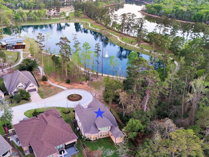 Property Photo: 126 Keechie Creek TX 77304