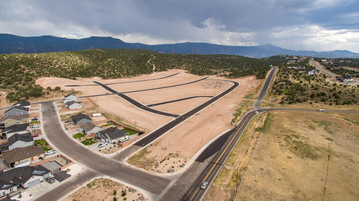 Property Photo:  612 S Renze Adams St Lot 136 Ph 5  UT 84720 