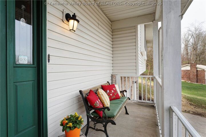 Property Photo:  947 Gordon Drive  WV 25303 