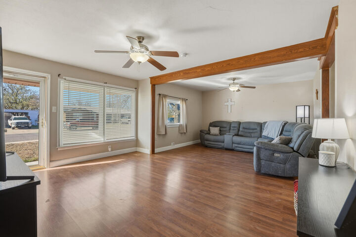 Property Photo:  2201 43rd Street  TX 79549 