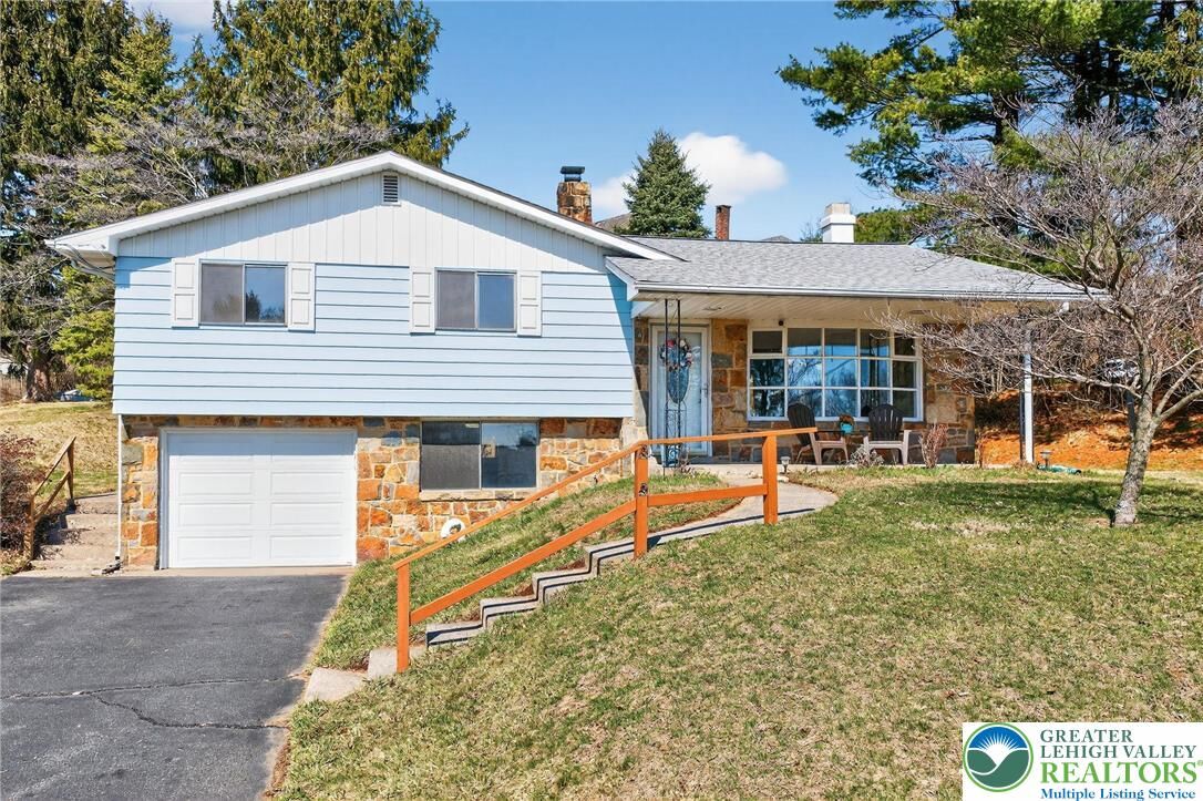 Property Photo: 2189 Kistler Avenue PA 18015